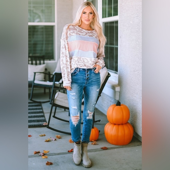 Savage Style Leopard Color Block T-Shirt - Picture 5 of 5